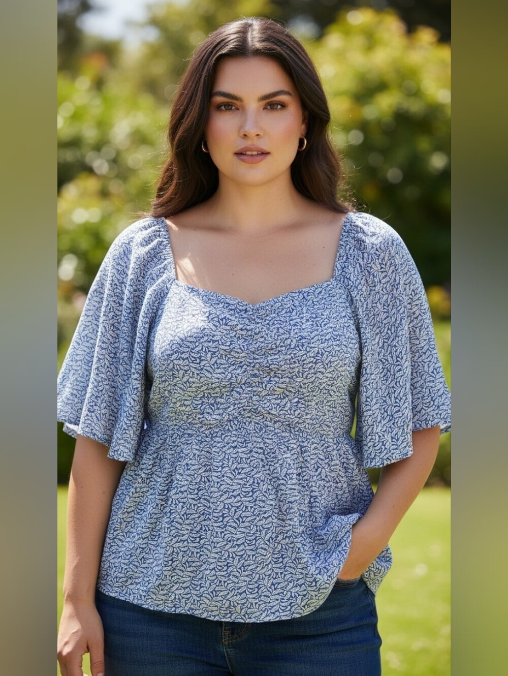 TERRA SKY  Blue and White Leaf-Print Flutter Sleeve Tunic
